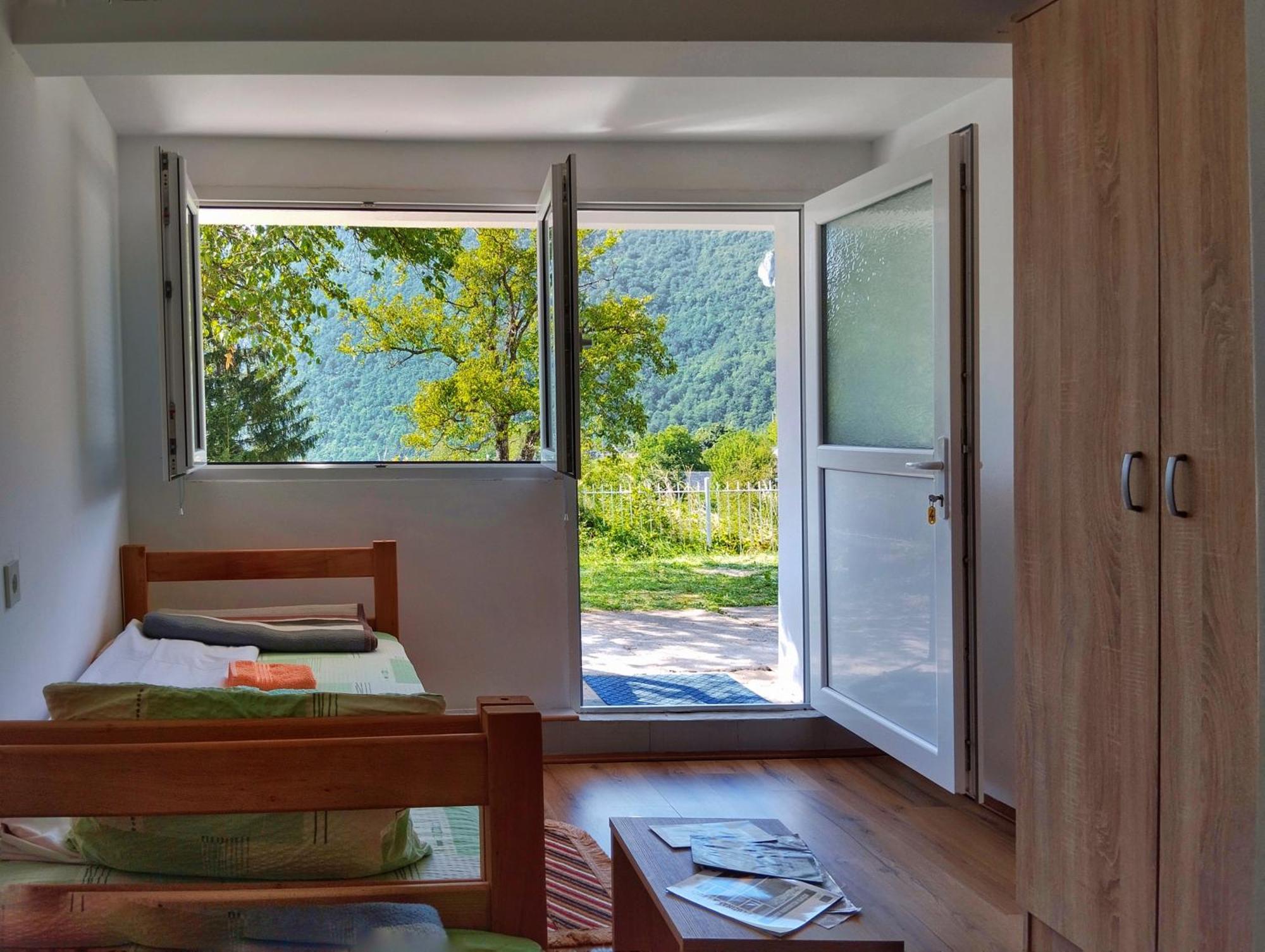 Guesthouse Mirkovic Pluzine Luaran gambar